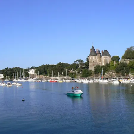 4 Personnes Vue Et Balcon Apartment